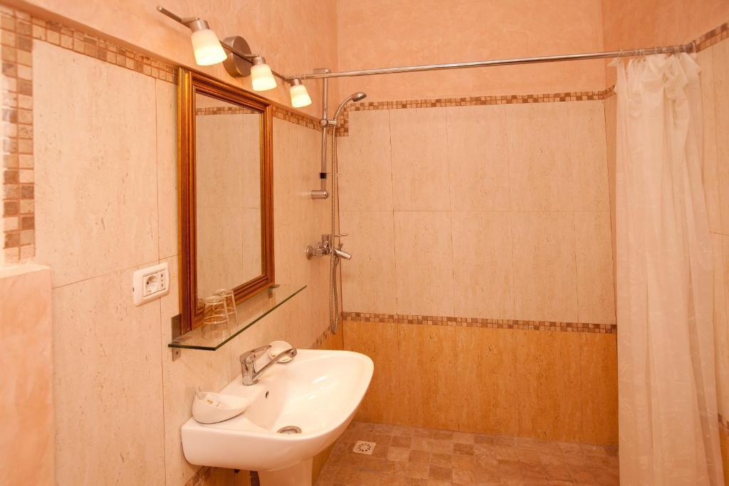Pension Dinu Residence Timişoara Cameră foto
